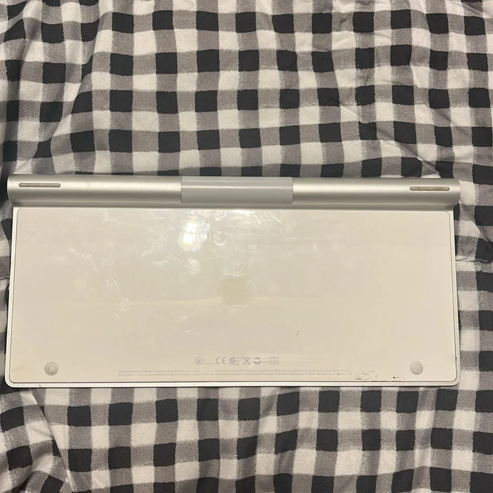 Apple wireless bluetooth